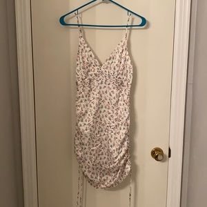 Princess Polly Floral Mini Dress size Us 4(never worn)